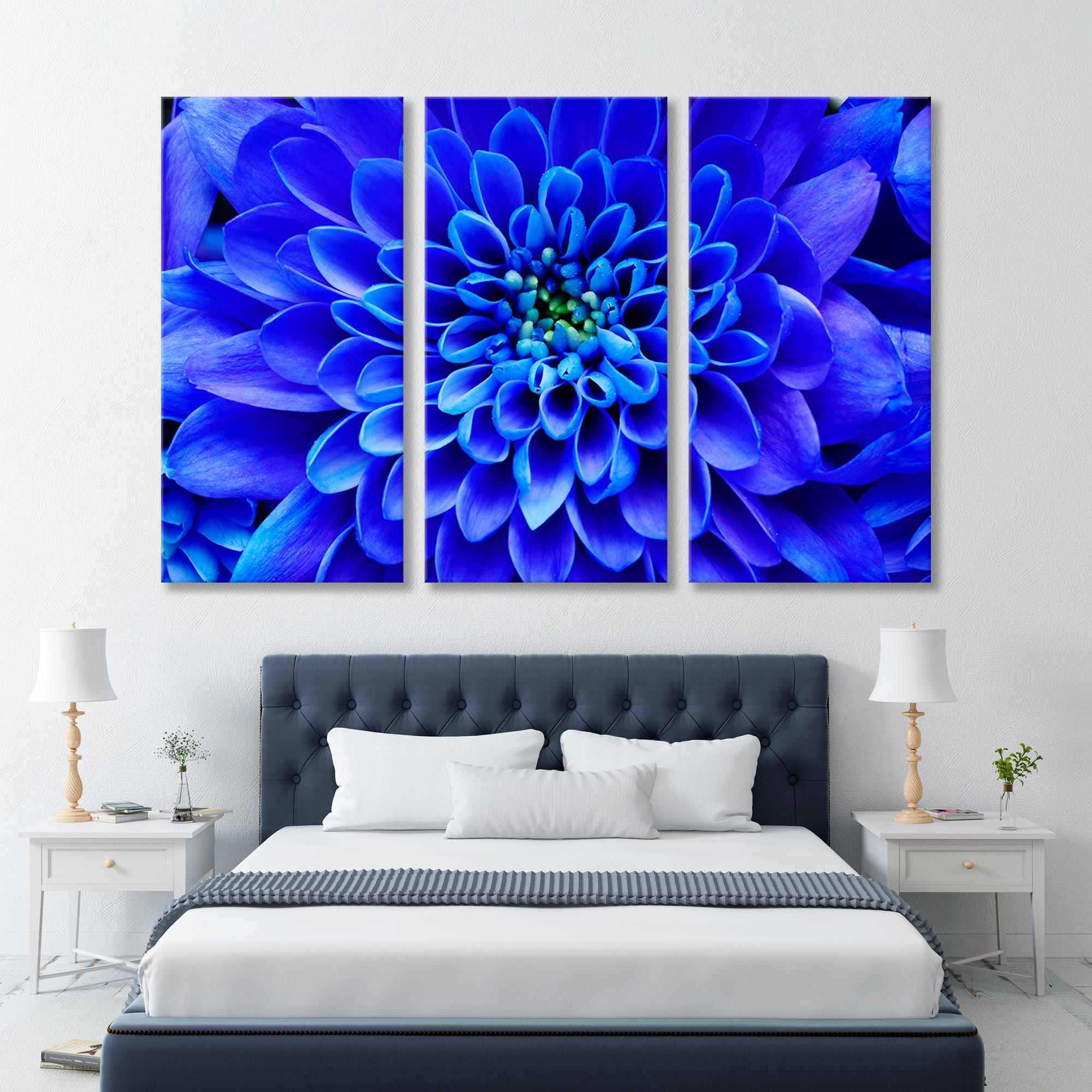 Aster with Blue Petals Canvas Print SKU 10340